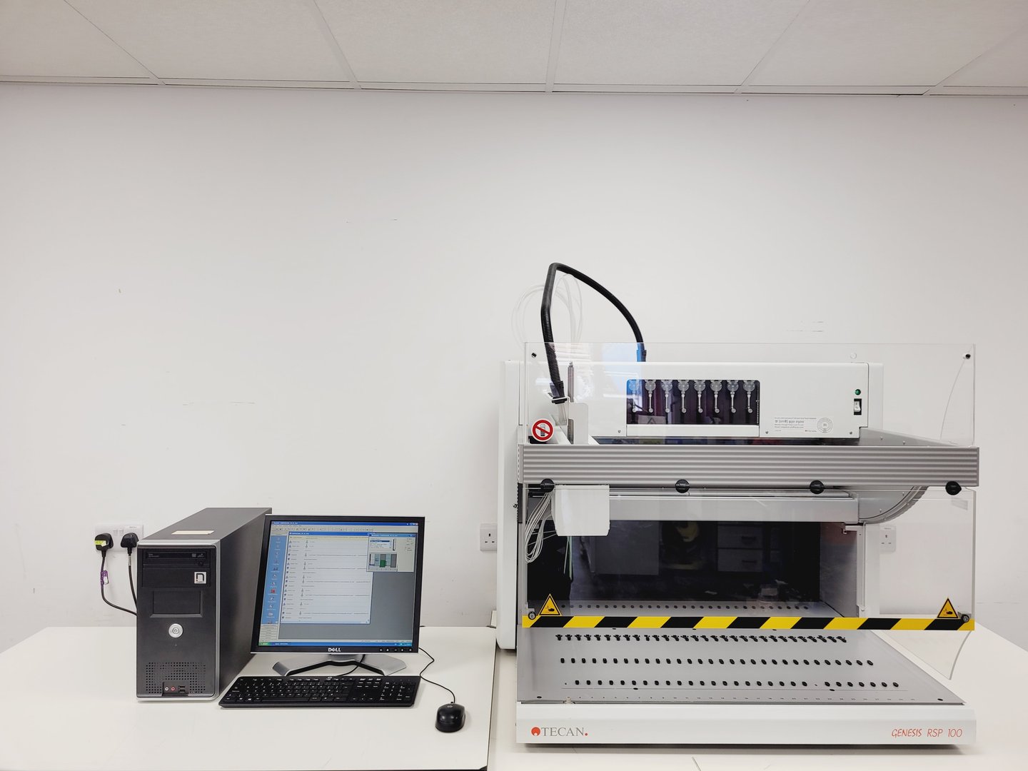 Image of Tecan Genesis RSP 100  Part no. 611208 Liquid Handling System Lab