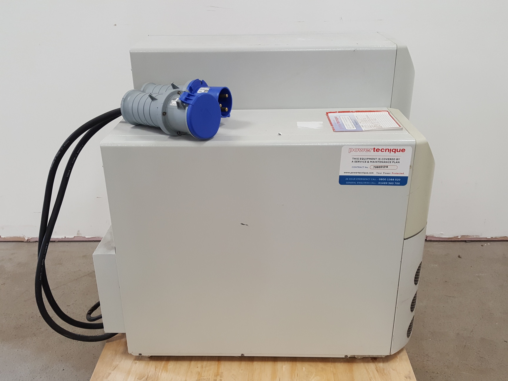 Image of Powertecnique Uninterruptable Power Supply  UPS ARGO 60/MM 0 & Battery Box Lab