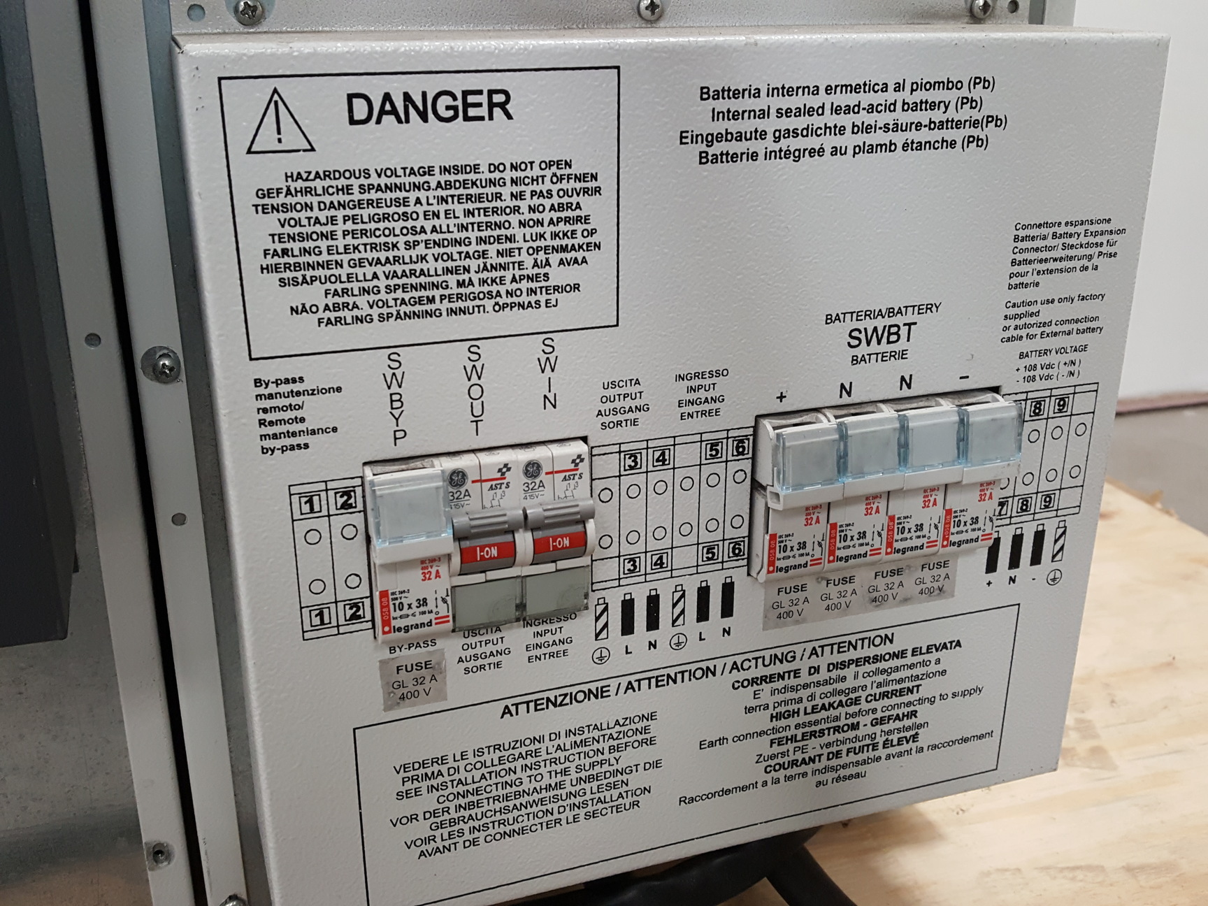 Image of Powertecnique Uninterruptable Power Supply  UPS ARGO 60/MM 0 & Battery Box Lab