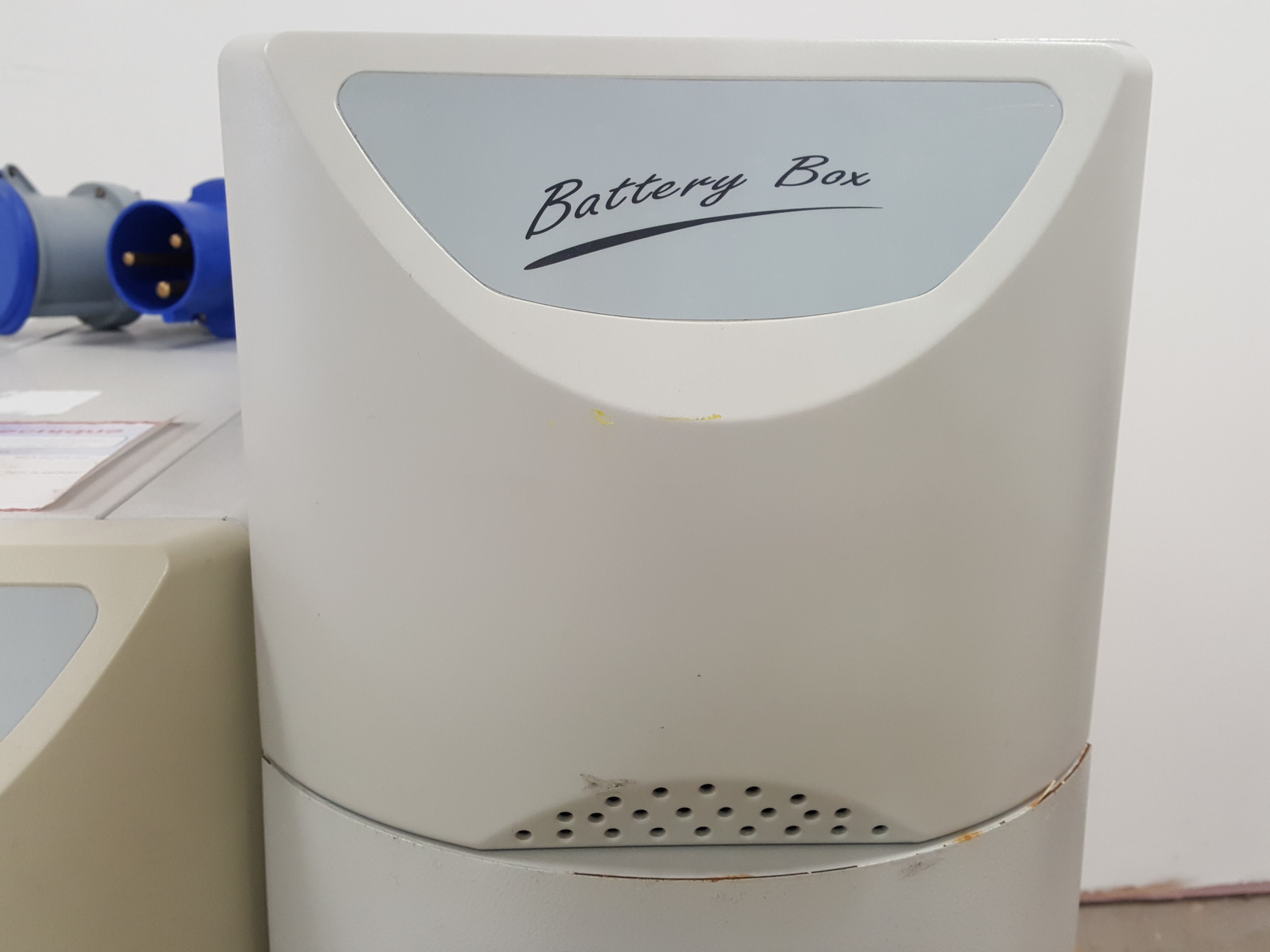 Image of Powertecnique Uninterruptable Power Supply  UPS ARGO 60/MM 0 & Battery Box Lab