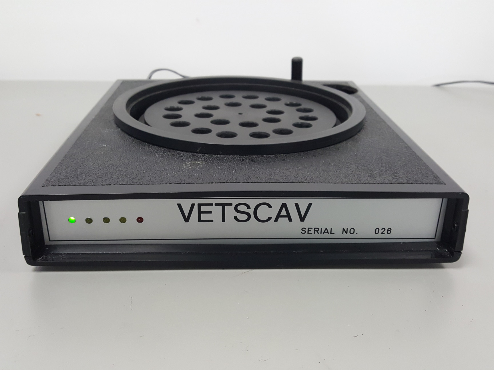 Image of Fluovac System Animal Anesthesia Gas Trap & Vetscav Weighing Mechanism Lab