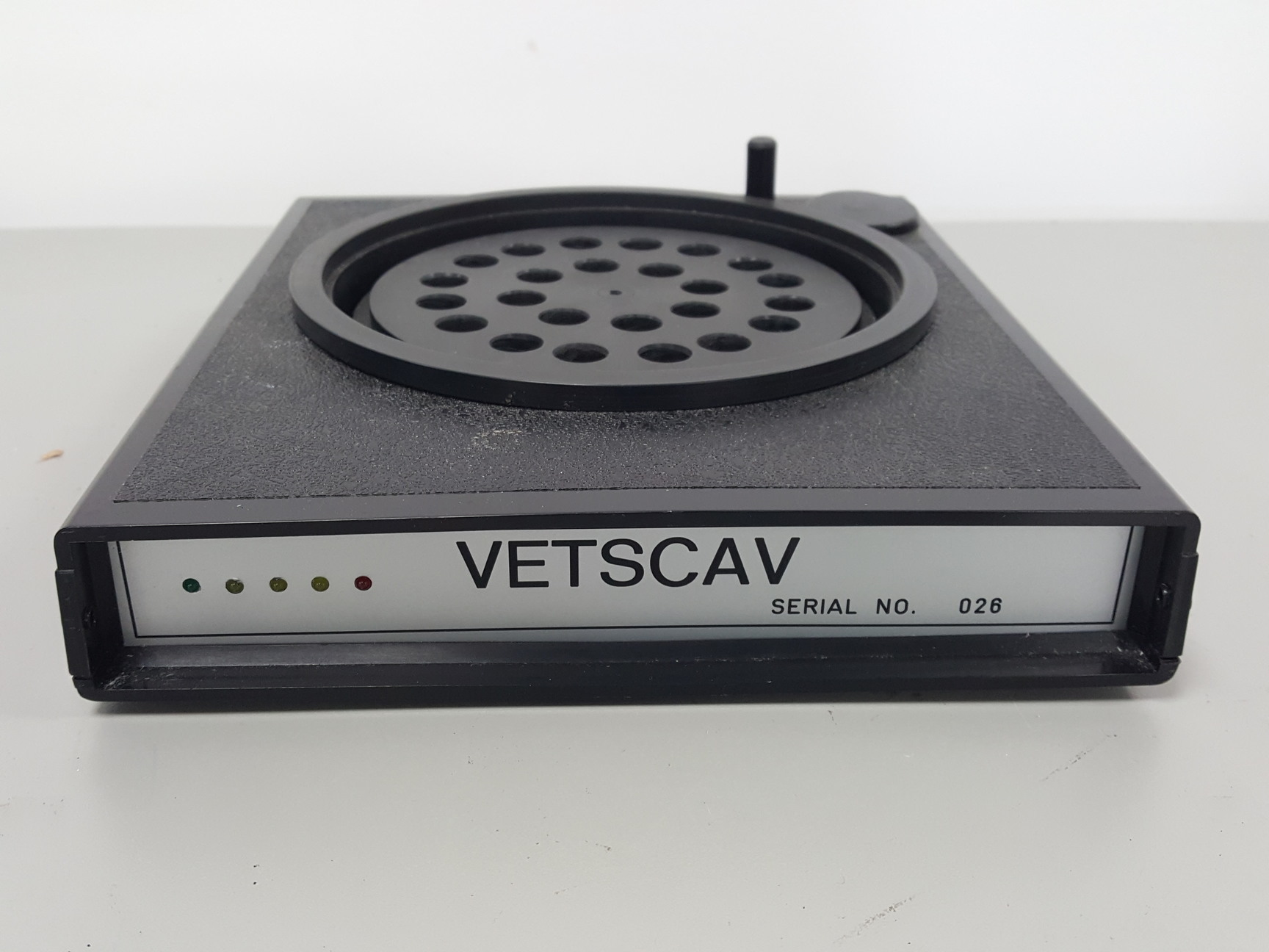 Image of Fluovac System Animal Anesthesia Gas Trap & Vetscav Weighing Mechanism Lab