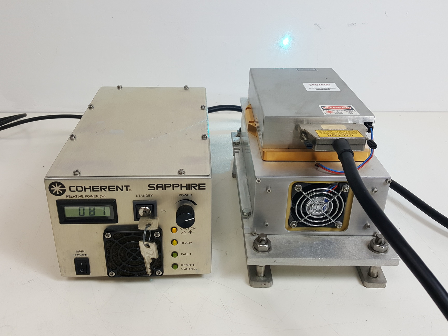 Image of Coherent Sapphire 488-200 CDRH Laser with CDRH HP Controller Lab