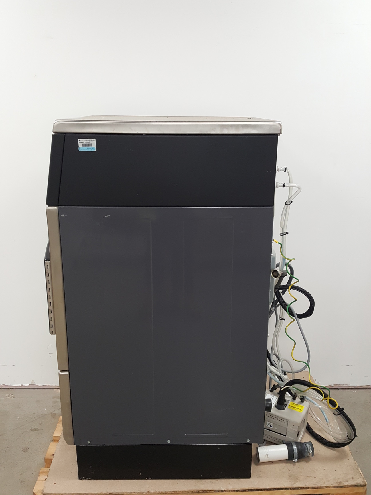 Image of Alliance Laundry Systems JLA 98 Commercial Washing Machine No. JF3JMASG413EN06
