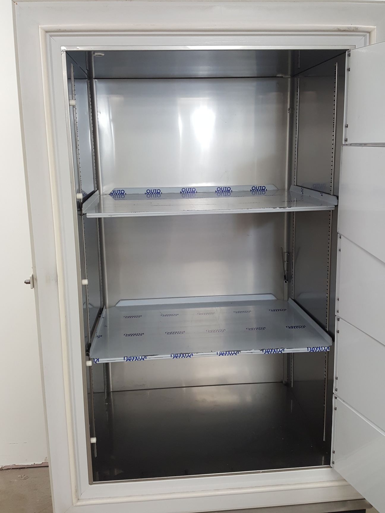 Image of New Brunswick U570 -86 G Ultra Low Temperature Freezer  Part no. U9270-0005 Lab