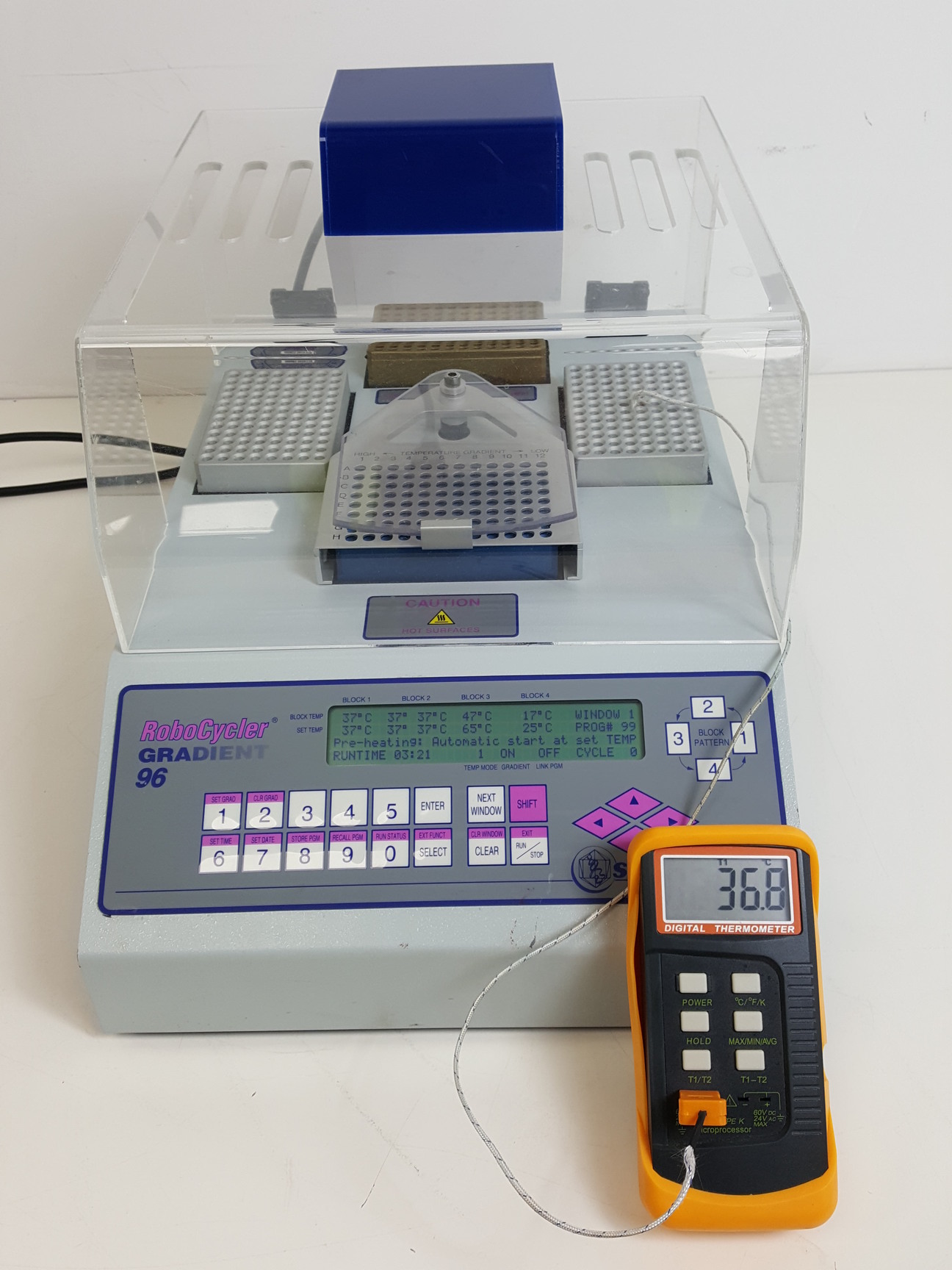 Image of Stratagene Robocycler Gradient 96 Microplate Thermal Cycler 400882 Lab