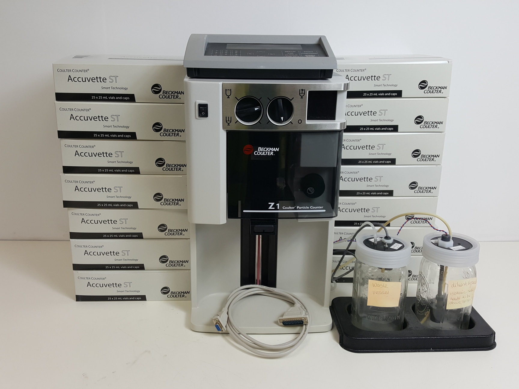Image of Beckman Coulter Z1 Dual Particle Counter with Accessories Lab