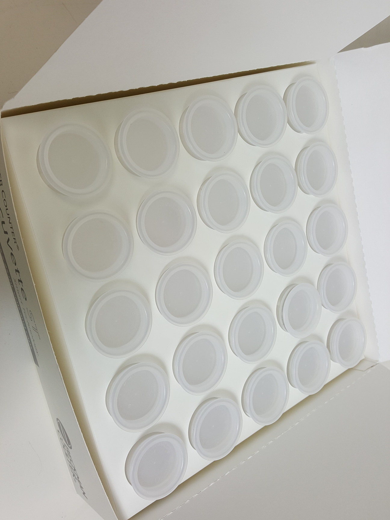 Image of Beckman Coulter Z1 Dual Particle Counter with Accessories Lab