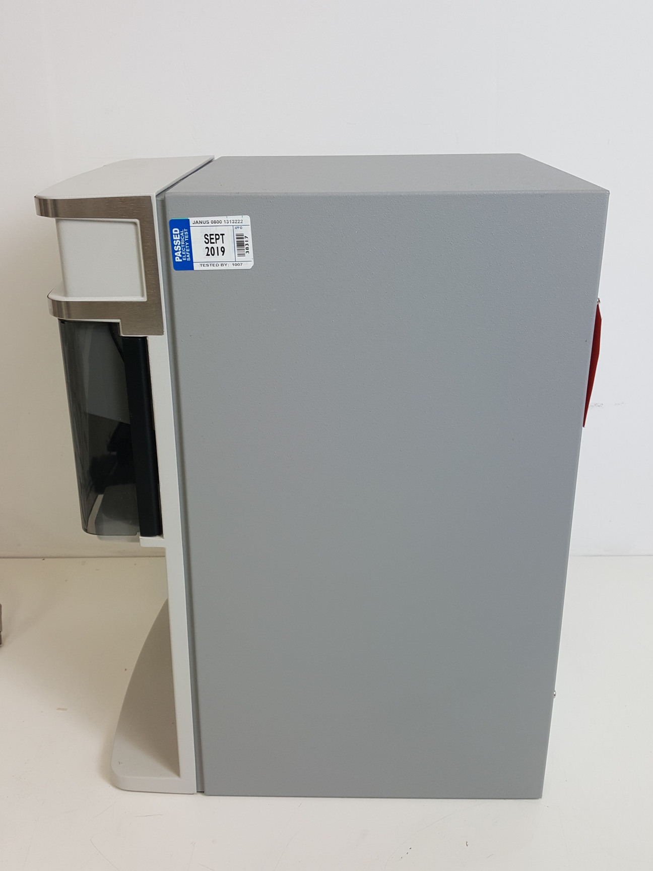 Image of Beckman Coulter Z1 Dual Particle Counter with Accessories Lab