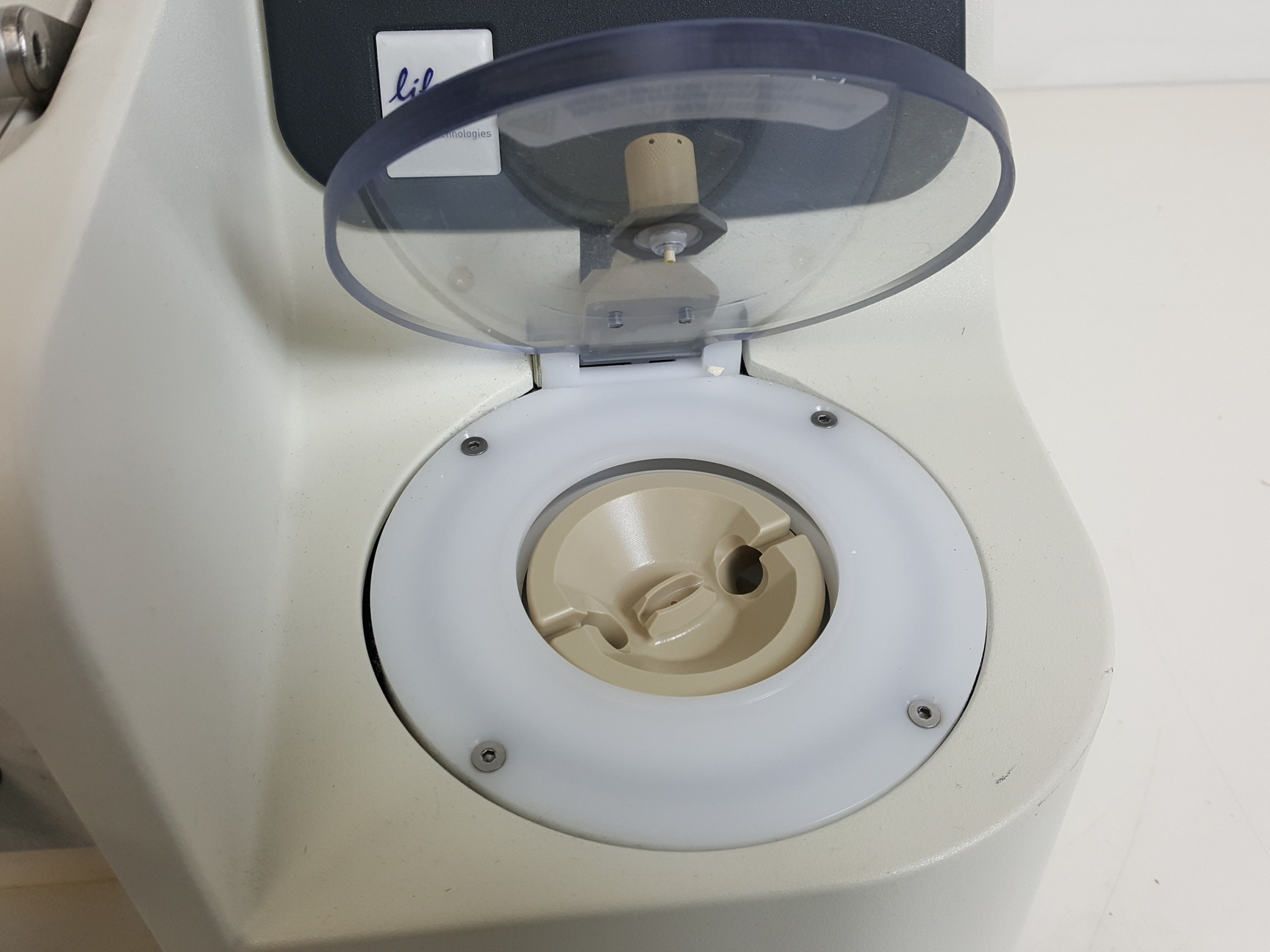 Image of Ion Torrent OneTouch 2 & OneTouch ES System Lab