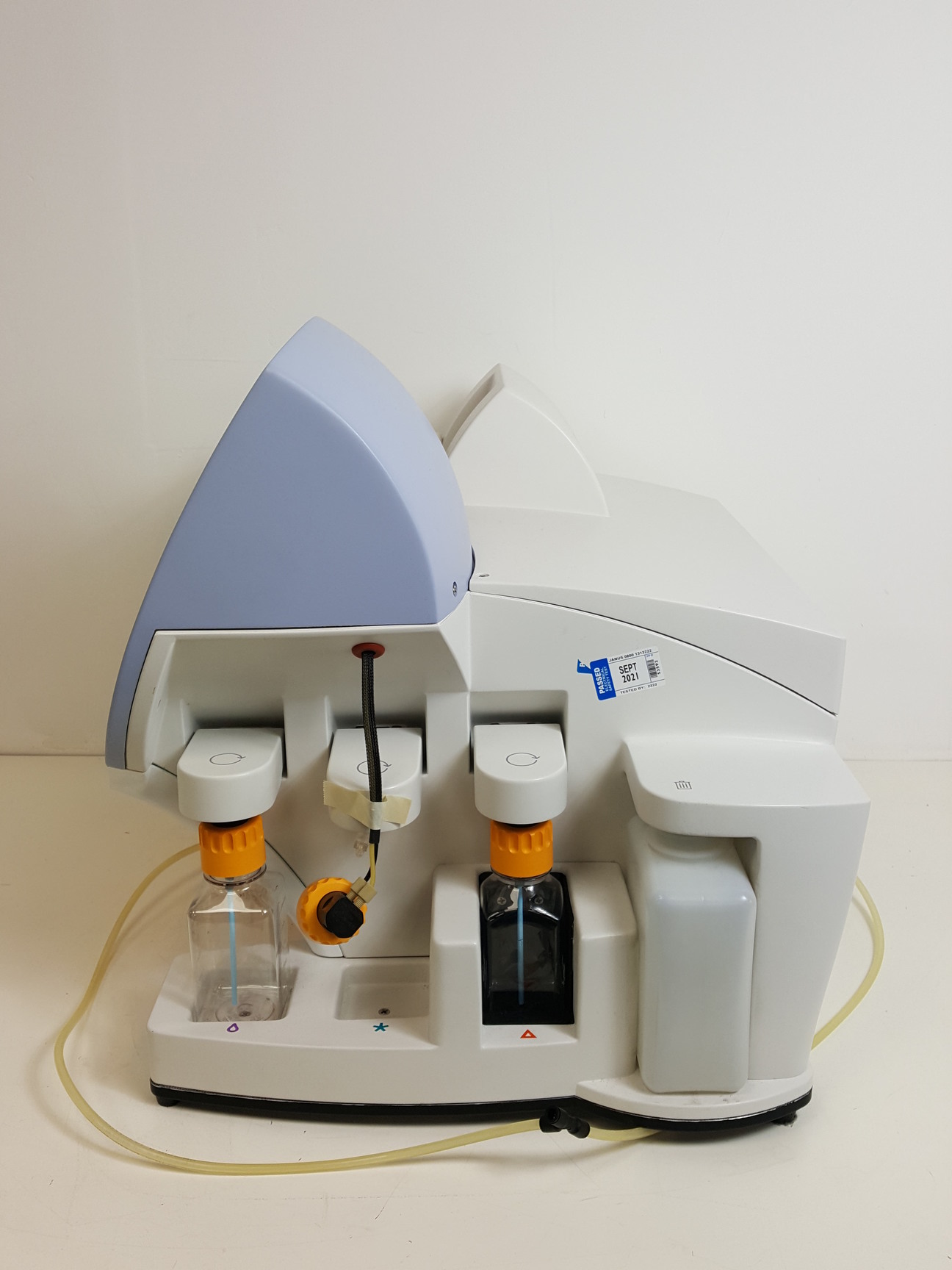 Image of Ion Torrent Personal Genome Machine  Model - 508-U001 Lab