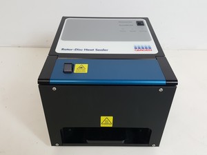 Thumbnail image of Qiagen Real Time PCR Rotor-Gen Q + Disc Heat Sealer Lab 5-Plex HRm 