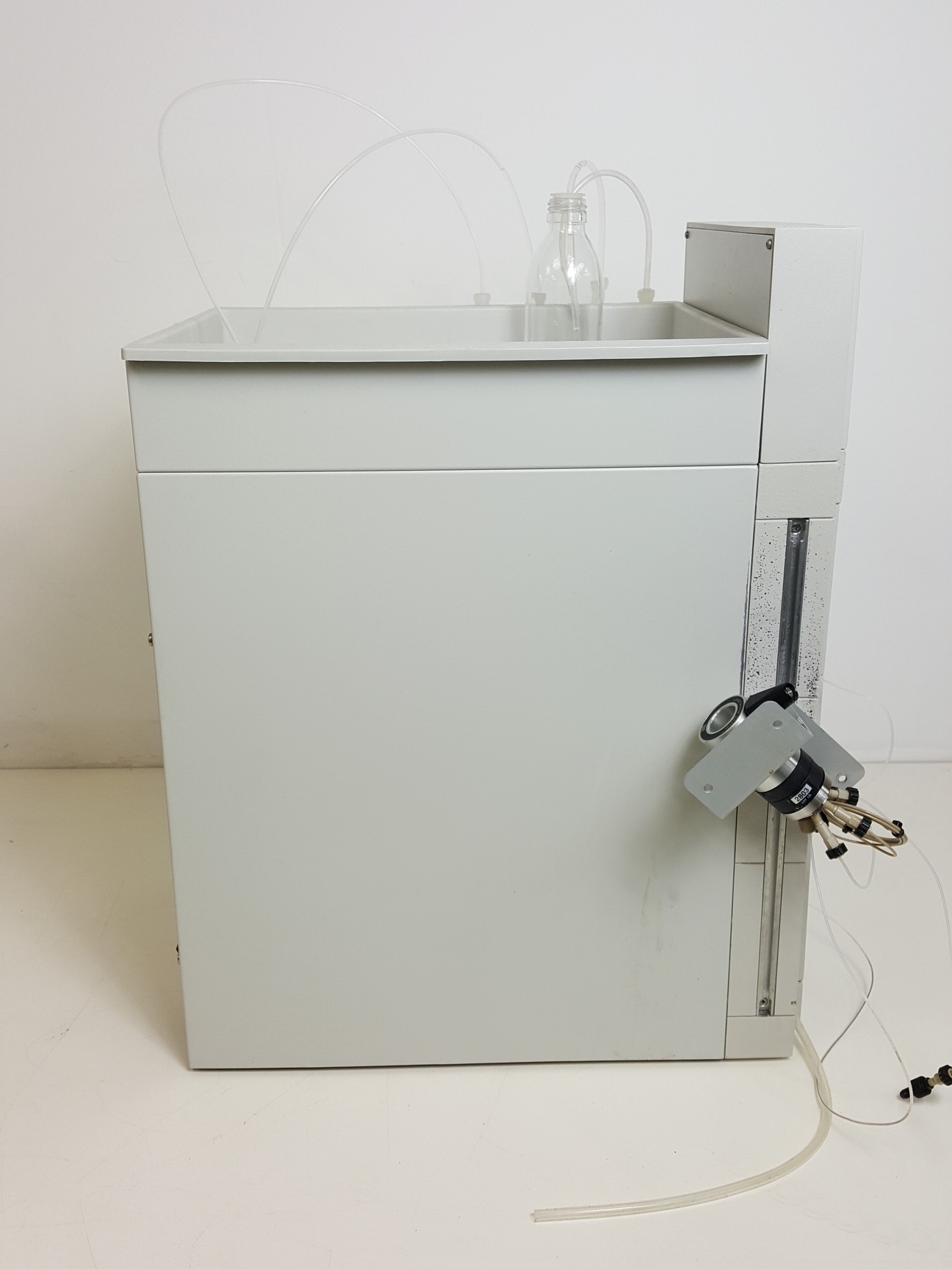 Image of Gilson HPLC- FC, Pump, UV/VIS Detector 151/152/155/156 Spares / Repairs Lab