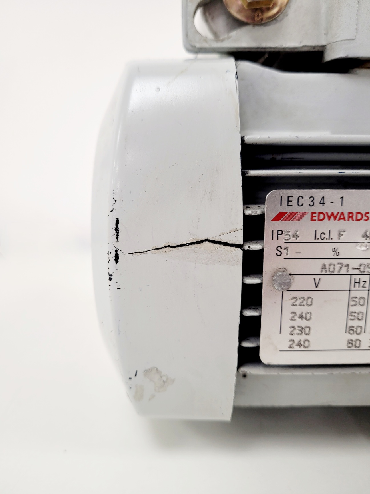 Image of Edwards 1.5 Rotary Vane Vacuum Pump Model. E2M1.5 
