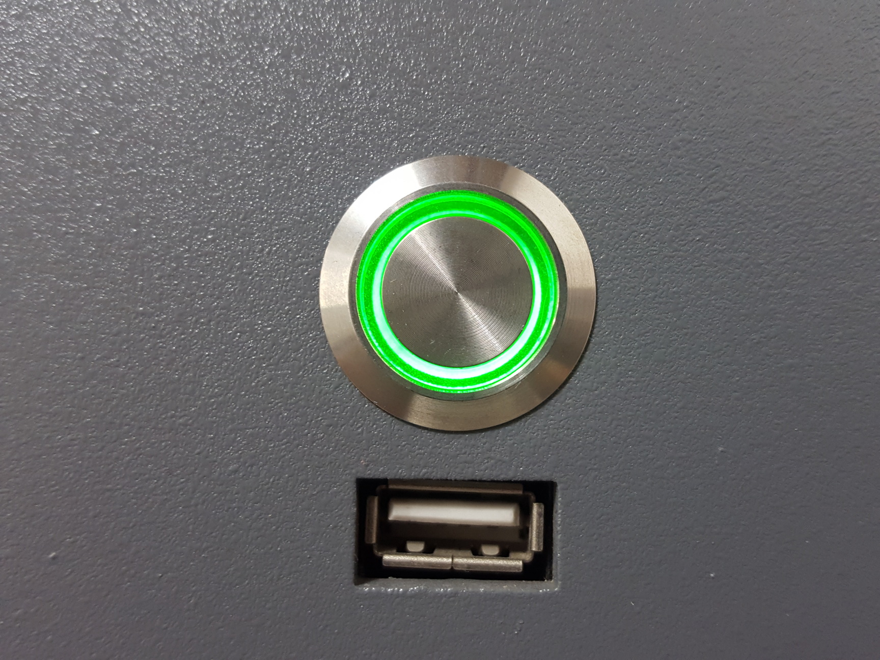 Image of Picarro Cavity Ringdown Isotopic CO2 Spectrophotometer G1101-i & GSP-1000 PSU