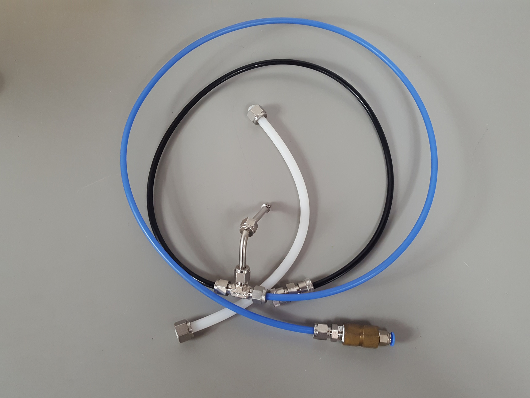 Image of Picarro Cavity Ringdown Isotopic CO2 Spectrophotometer G1101-i & GSP-1000 PSU