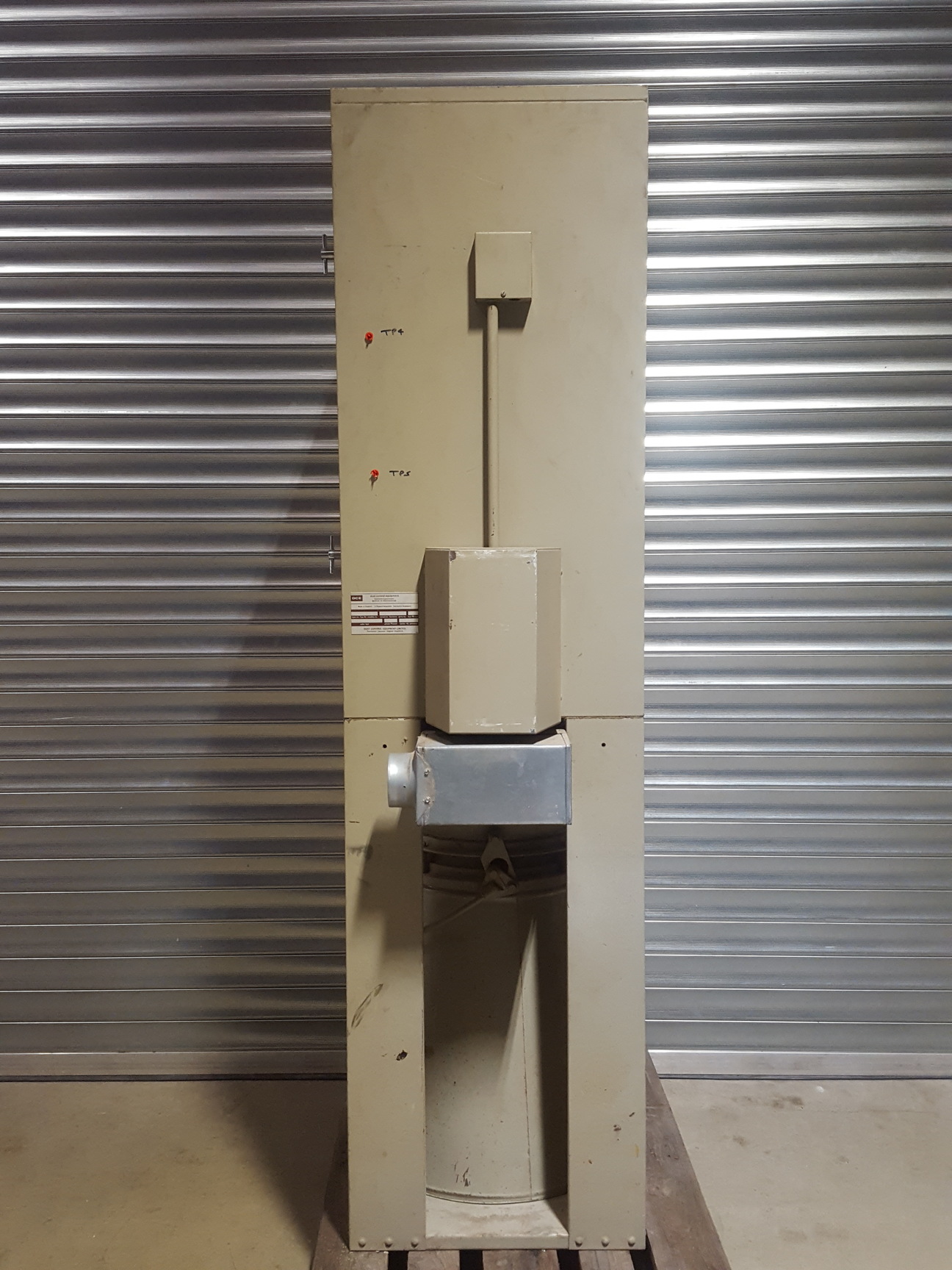 Image of DCE Dust Extractor Control Unit Model No UMA 104 G3 Engineering 3ph 3-Phase 415v