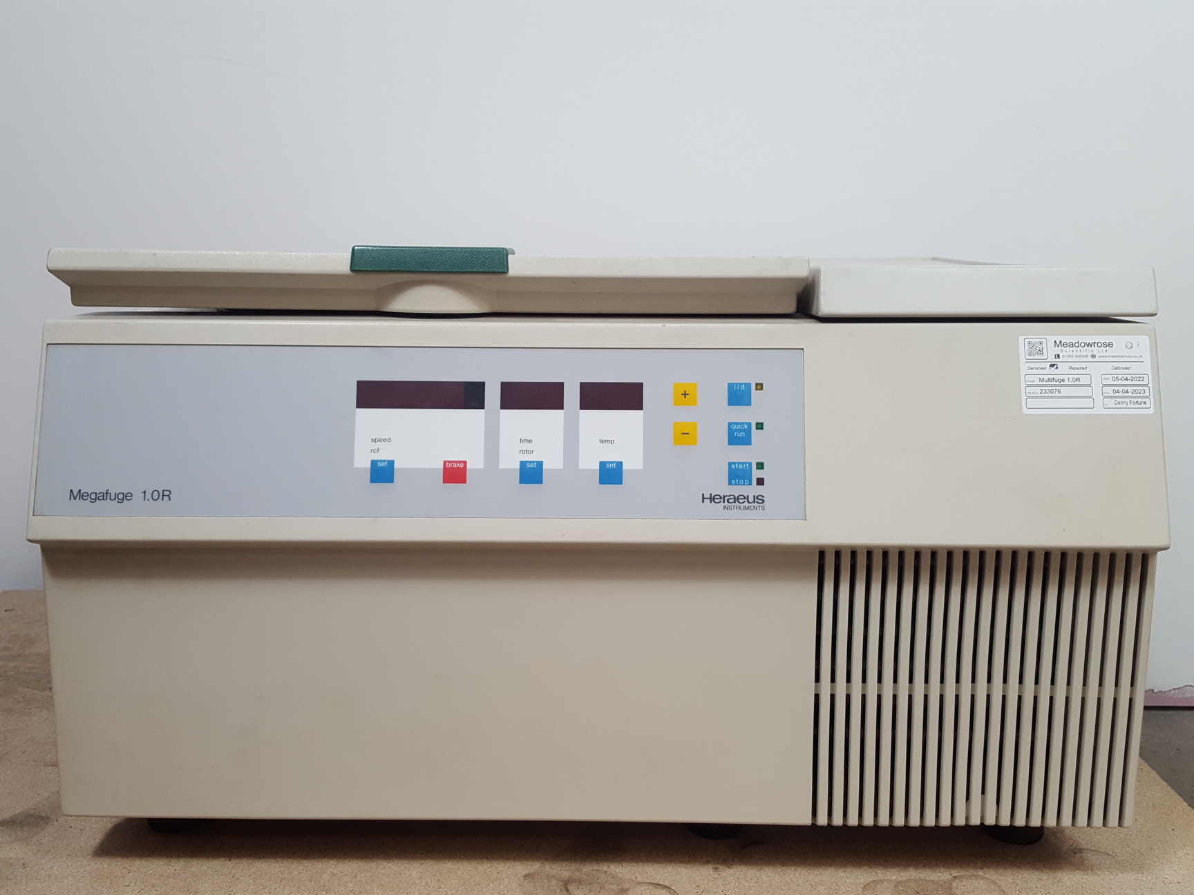 Image of Heraeus 1.0R Megafuge Benchtop Laboratory Centrifuge with 6000rpm Rotor Lab