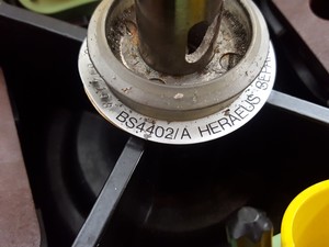 Thumbnail image of Heraeus 1.0R Megafuge Benchtop Laboratory Centrifuge with 6000rpm Rotor Lab