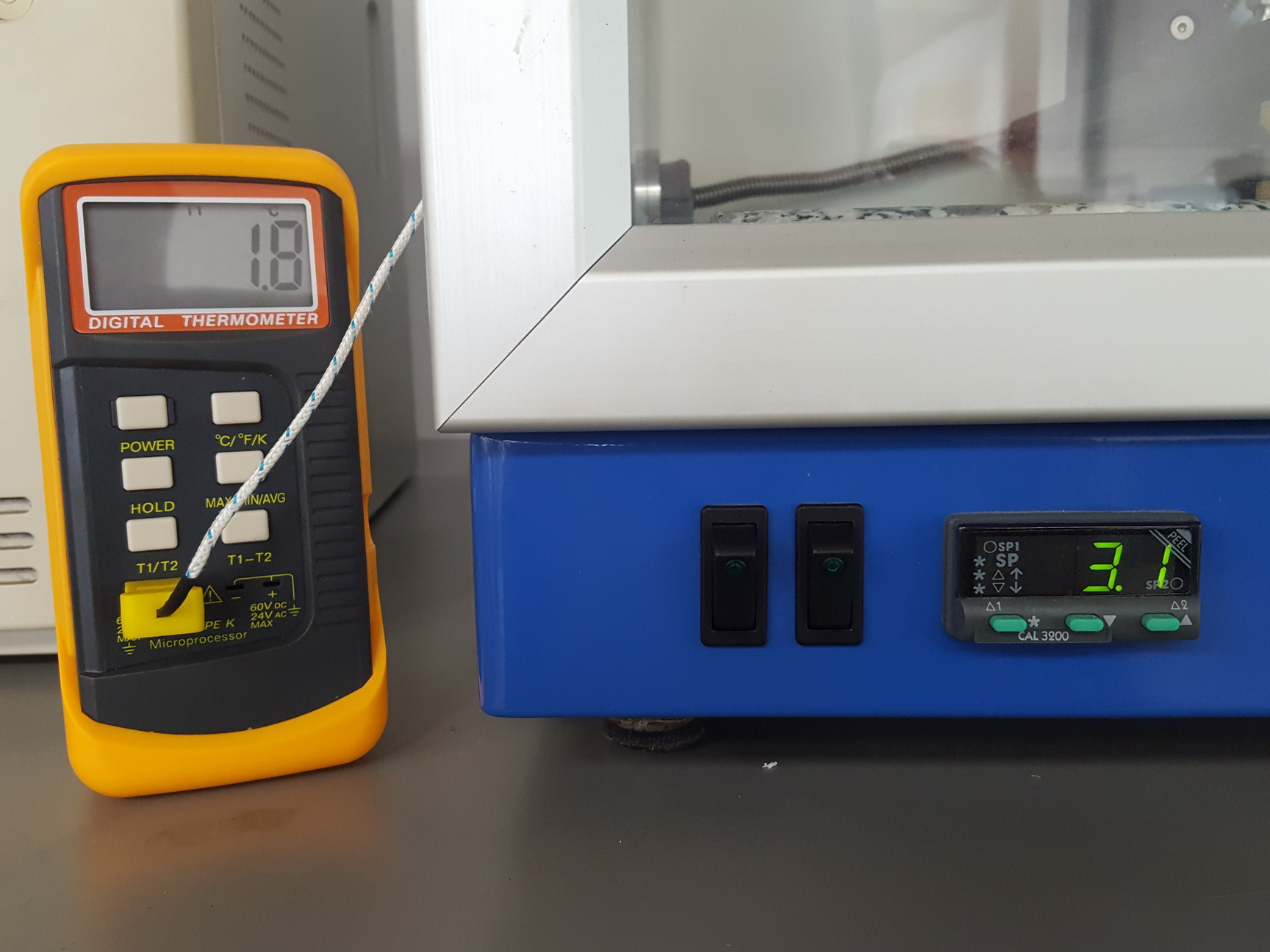 Image of Boro RLSM0150 Dynamic Vapour Sorption System with Cahn D200 Balance Lab