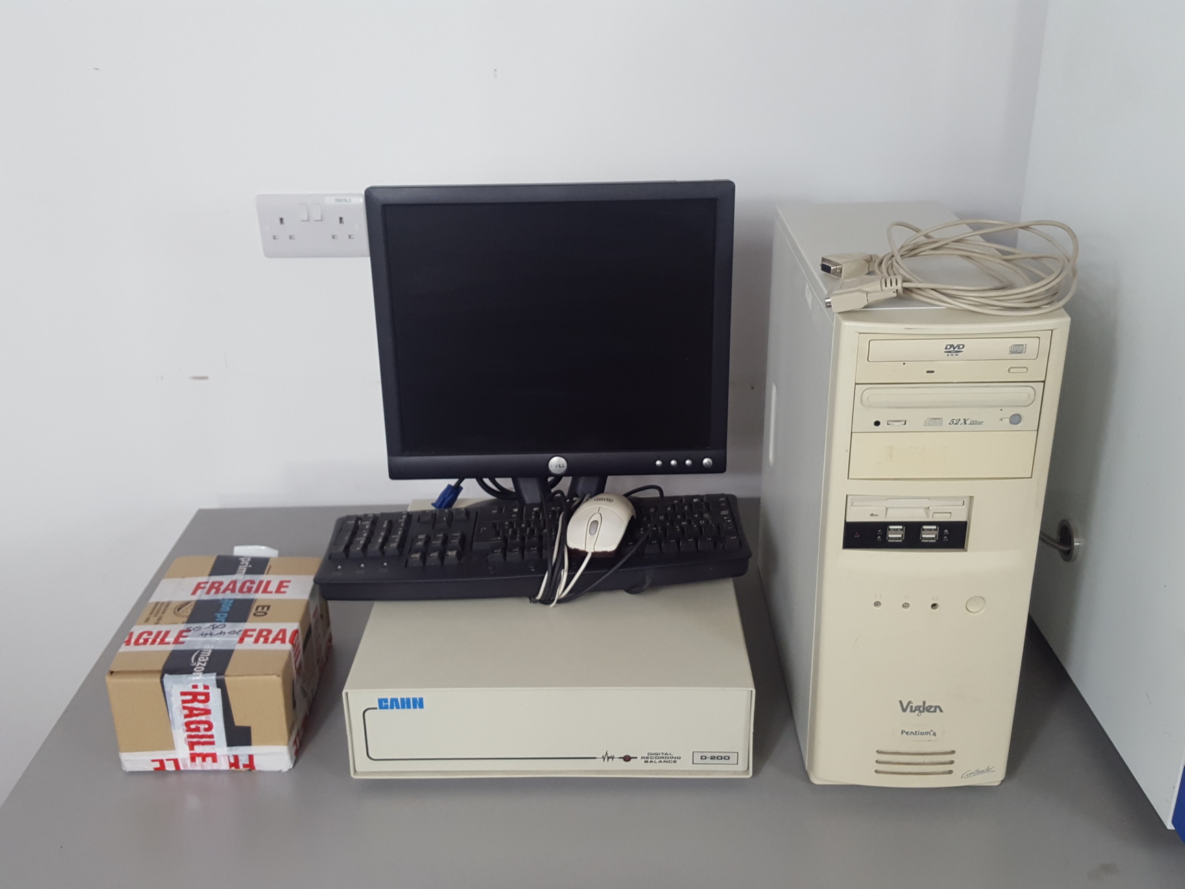 Image of Boro RLSM0150 Dynamic Vapour Sorption System with Cahn D200 Balance Lab