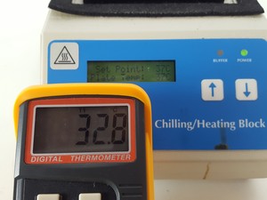 Thumbnail image of Cole-Parmer Chilling / Heating Dry Block Heater Refrigerated Mod No. IC20 Lab