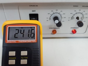Thumbnail image of Genlab N18C Benchtop Laboratory Oven / Incubator with 2 x Racks Lab 250C