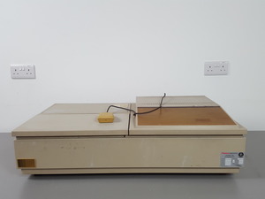 Thumbnail image of Philips PU 8720 UV/VIS Scanning Spectrophotometer Lab