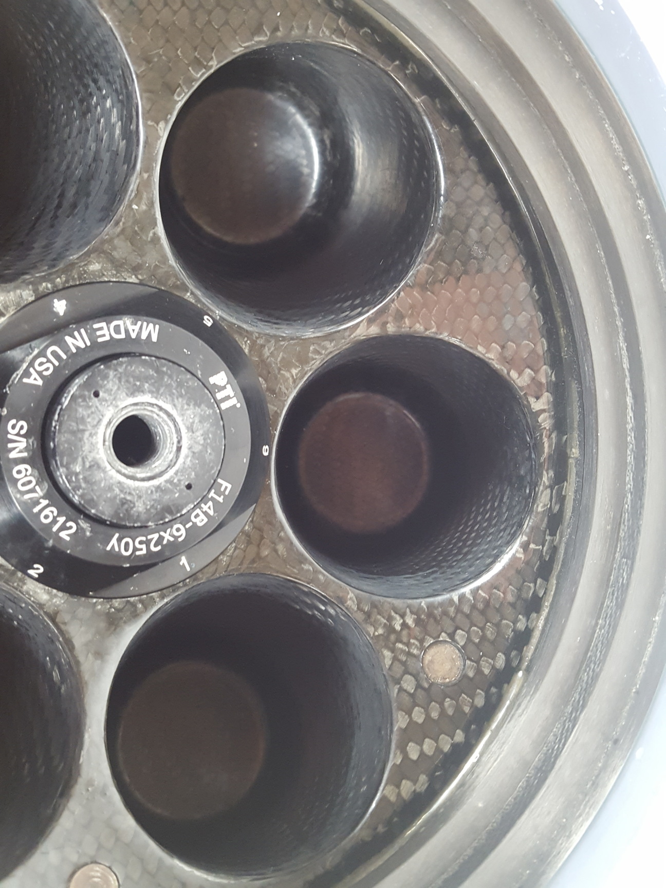 Image of Piramoon PTI FiberLite F14B-6x250y Centrifuge Rotor 14,000rpm 30,000XG Lab