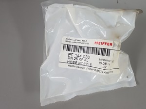 Thumbnail image of Bruker GE 8221 Vacuum Pump Acoustic Enclosure Sound Cabinet Lab Varian DS402