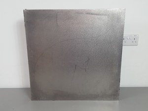 Thumbnail image of NRC Newport Corporation Anti-Vibration Isolation Table Top 24x24" Lab