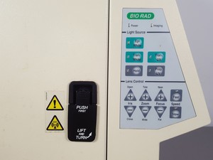 Thumbnail image of Bio-Rad Universal Hood Gel Doc UV Imaging System Lab