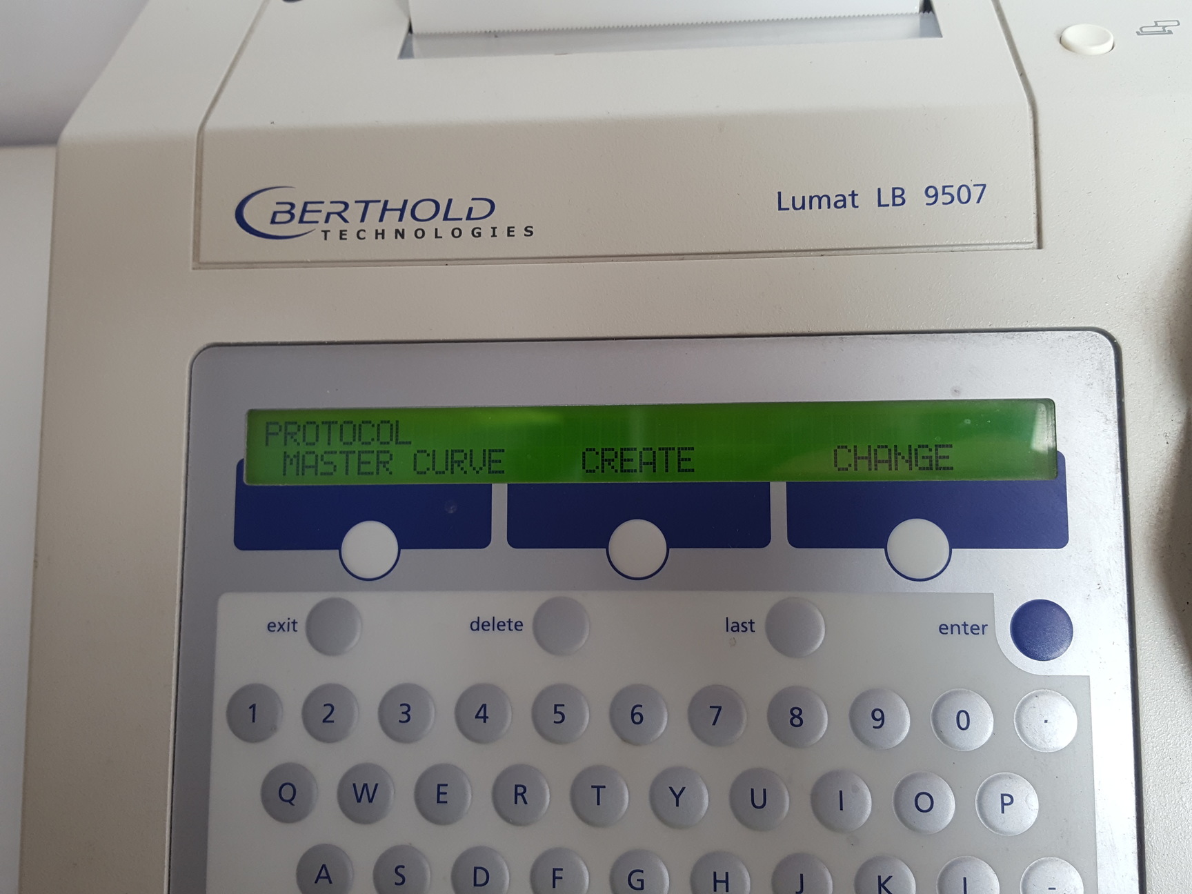 Berthold Technologies Lumat LB 9507 Tube Luminometer Lab