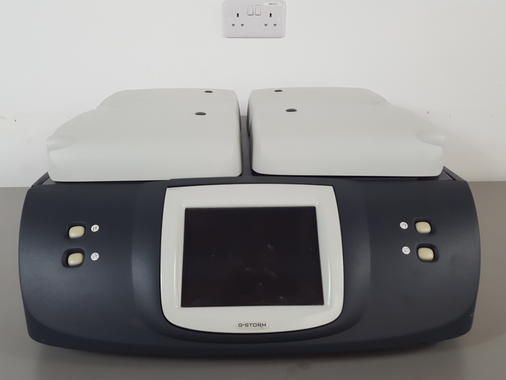 Image of Gene-Technologies GS00004 G-Storm 4 Block Thermal Cycler Lab