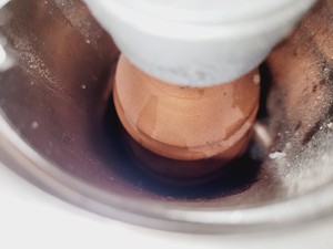 Thumbnail image of Edwards Diffusion Vapour Vacuum Pump  Model E02 Lab