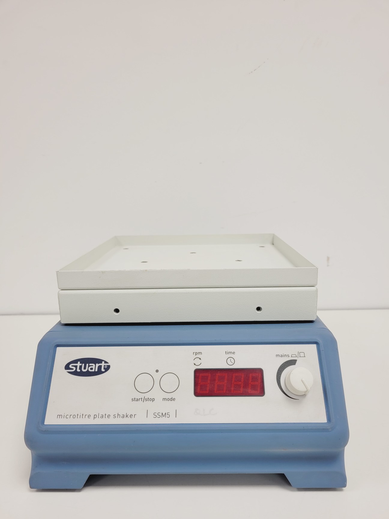 Image of Stuart SSM5 Microplate Shaker Mini Lab