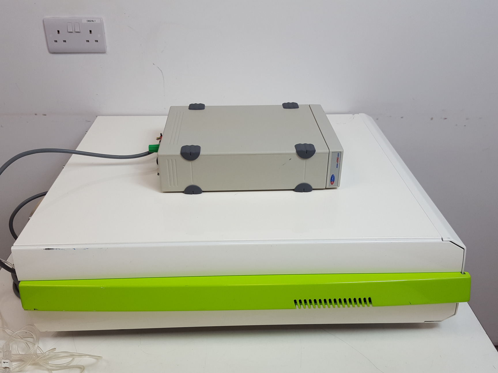 Image of Eco Physics NO/NOx Analyser System CLD 88 et with PowerChrom ER280 Lab