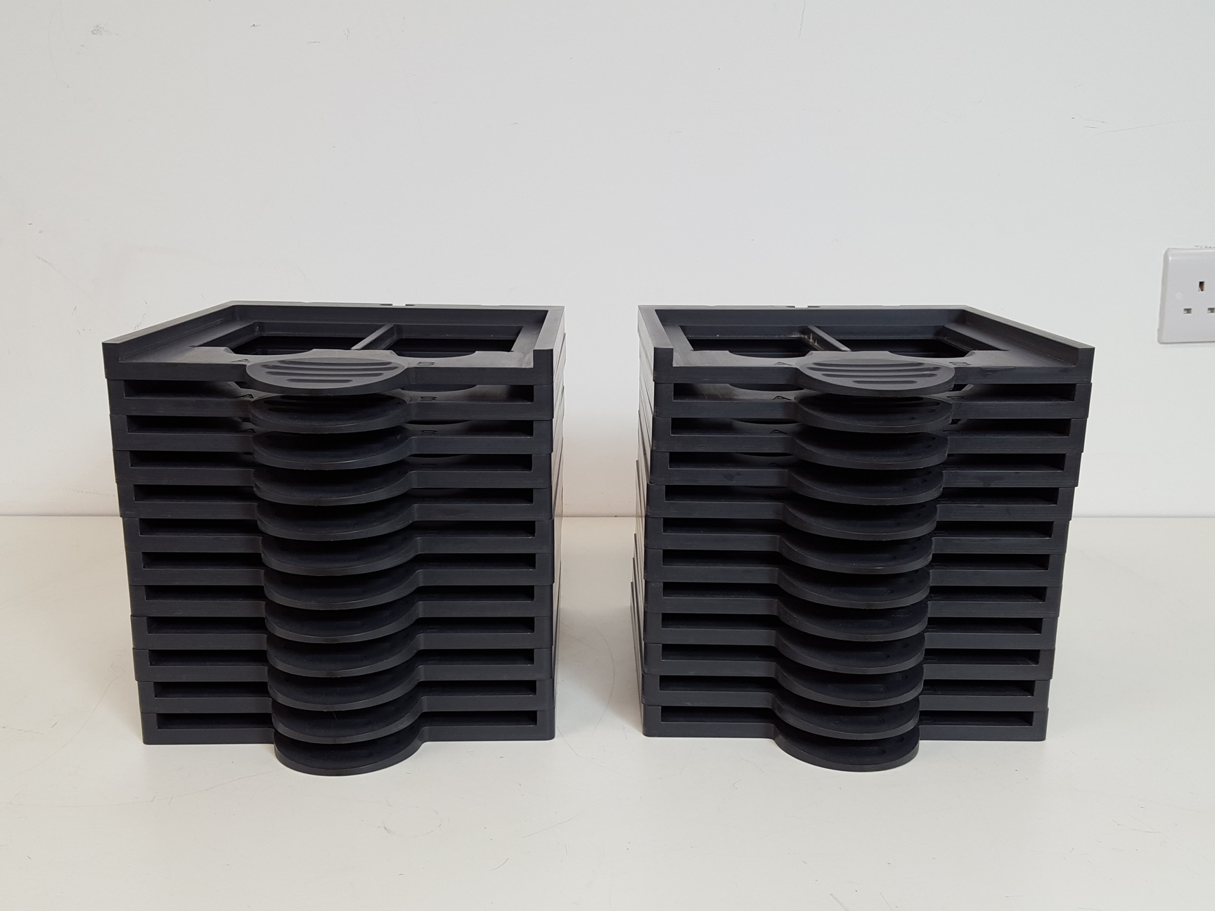 Image of Torcon Omnilog Microplate Incubator Model: 71000 Lab