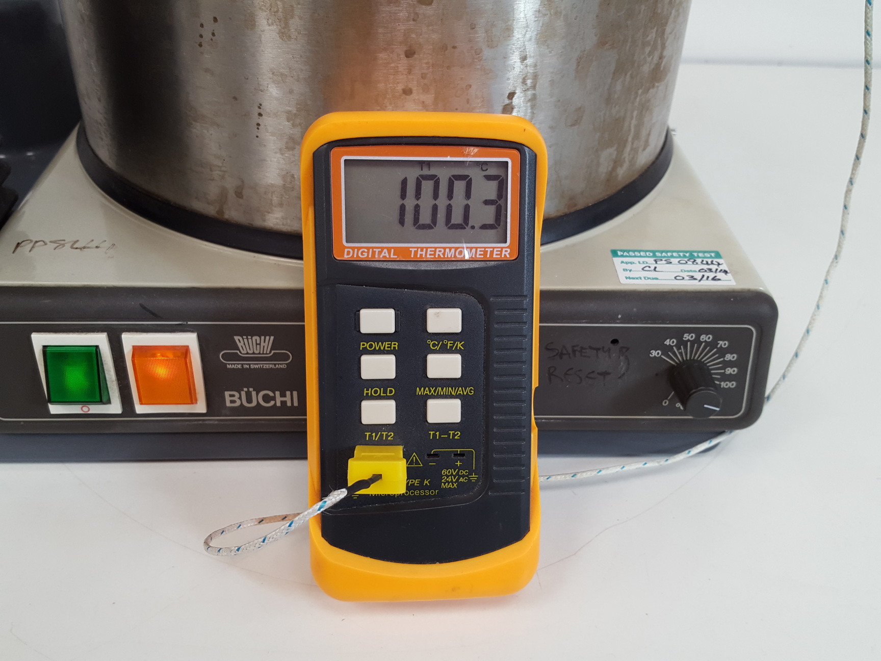 Image of Buchi RE 111 Rotavapor Rotary Evaporator w/ B-1461 Water Bath Lab Spares/Repairs