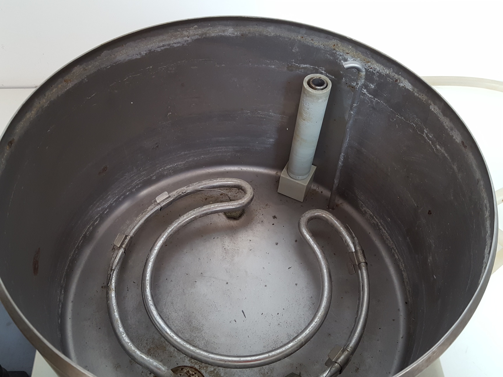Image of Buchi RE 111 Rotavapor Rotary Evaporator w/ B-1461 Water Bath Lab Spares/Repairs