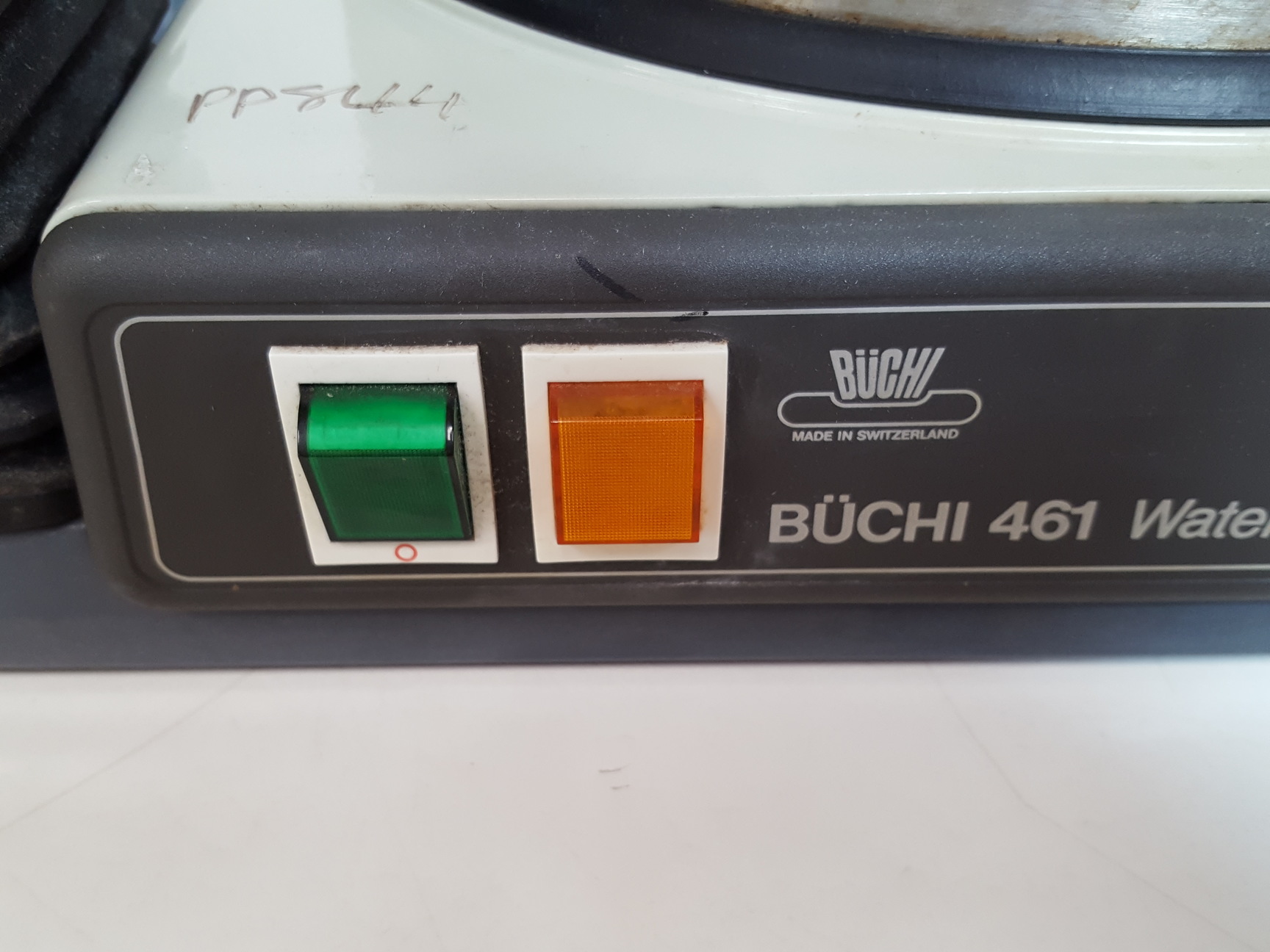 Image of Buchi RE 111 Rotavapor Rotary Evaporator w/ B-1461 Water Bath Lab Spares/Repairs