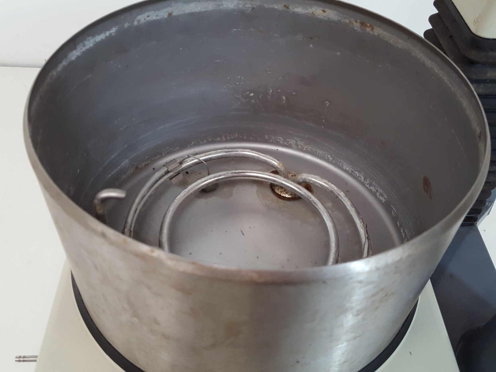Image of Buchi RE 111 Rotavapor Rotary Evaporator w/ B-1461 Water Bath Lab Spares/Repairs