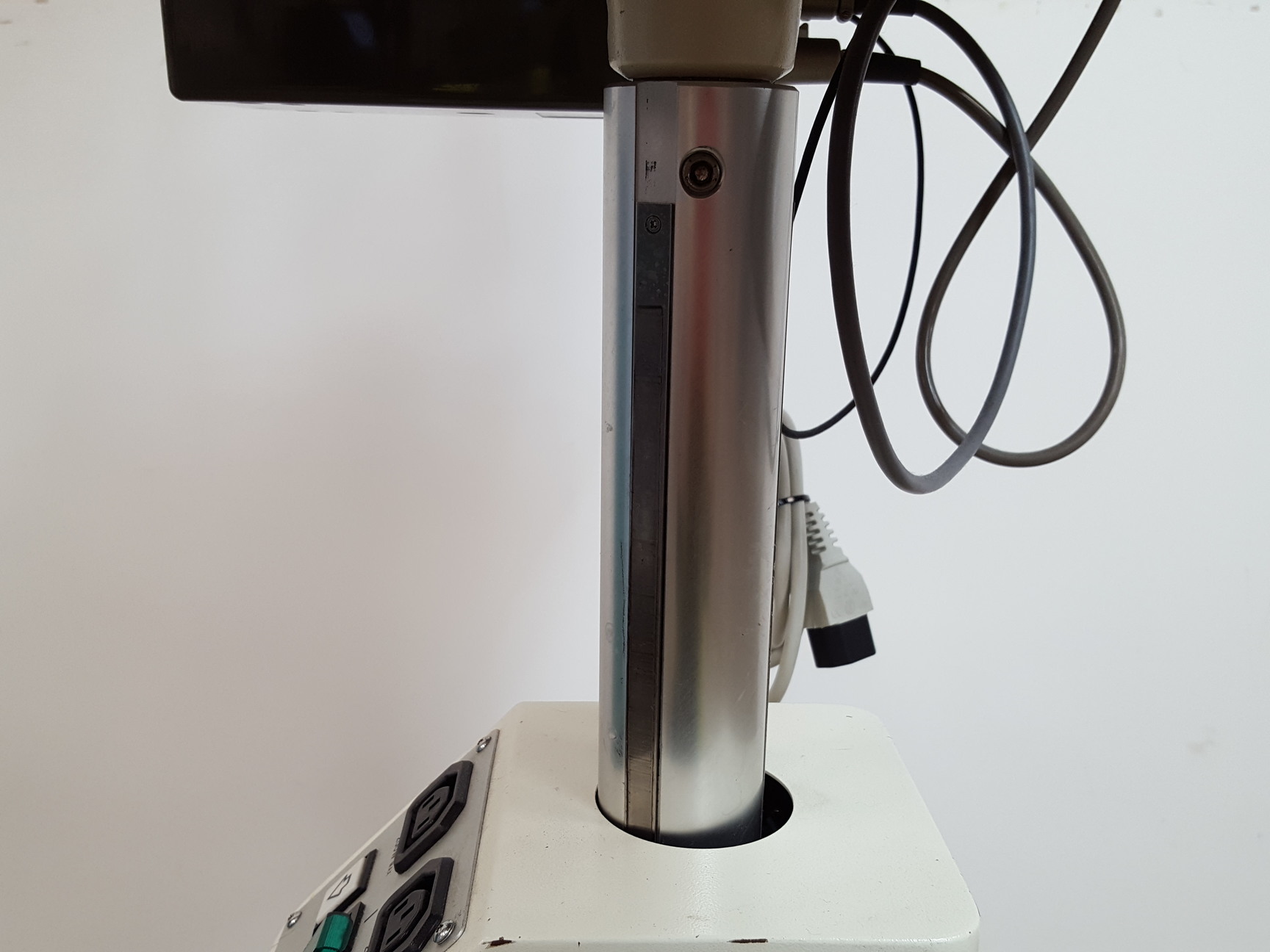 Image of Takagi Eye Examination Ophthalmology Bio-Microscope Slit Lamp & Electric Table 
