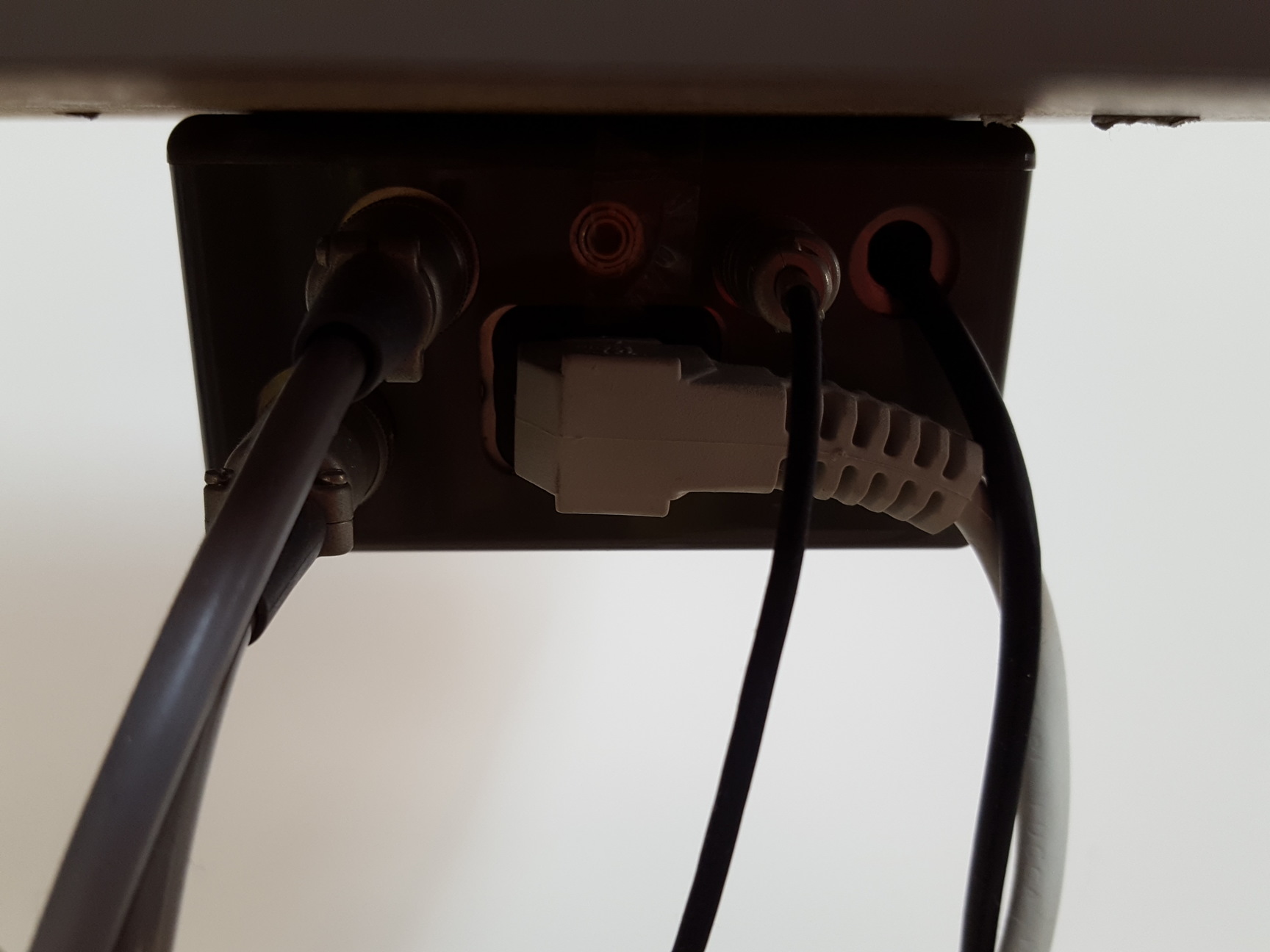 Image of Takagi Eye Examination Ophthalmology Bio-Microscope Slit Lamp & Electric Table 