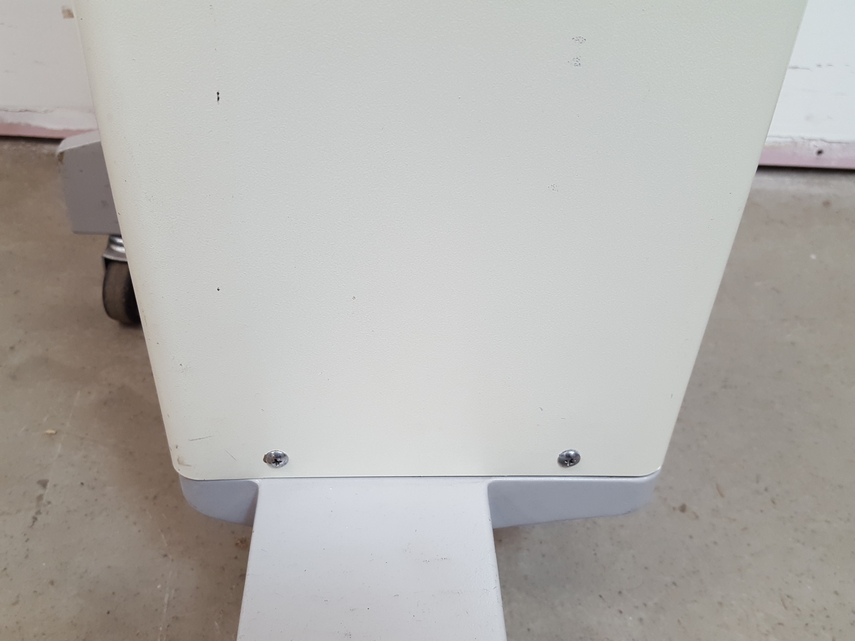 Image of Takagi Eye Examination Ophthalmology Bio-Microscope Slit Lamp & Electric Table 