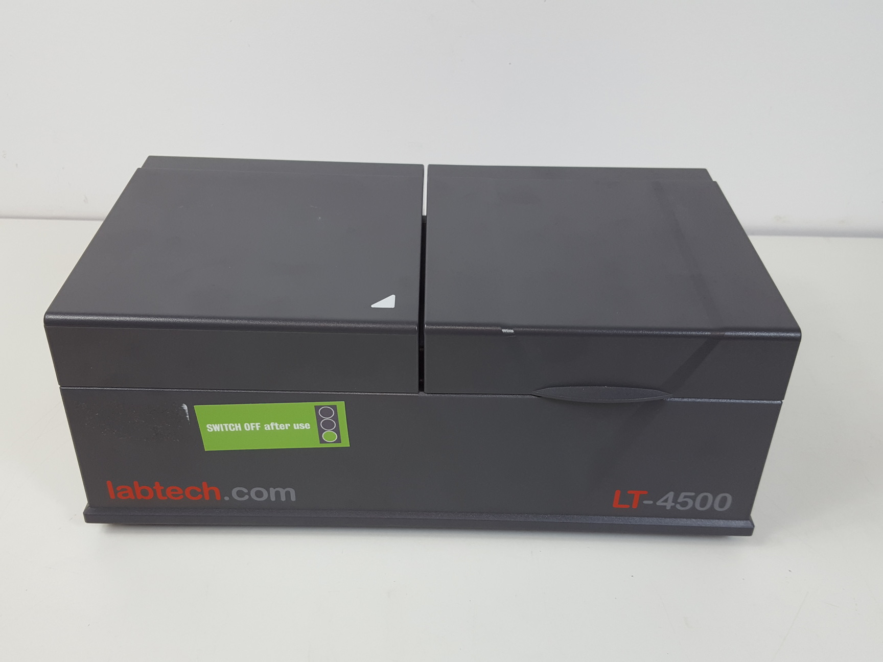 Image of Labtech LT-4500 Microplate Reader with USB Dongle LT Tracker Software V 7.0 Lab