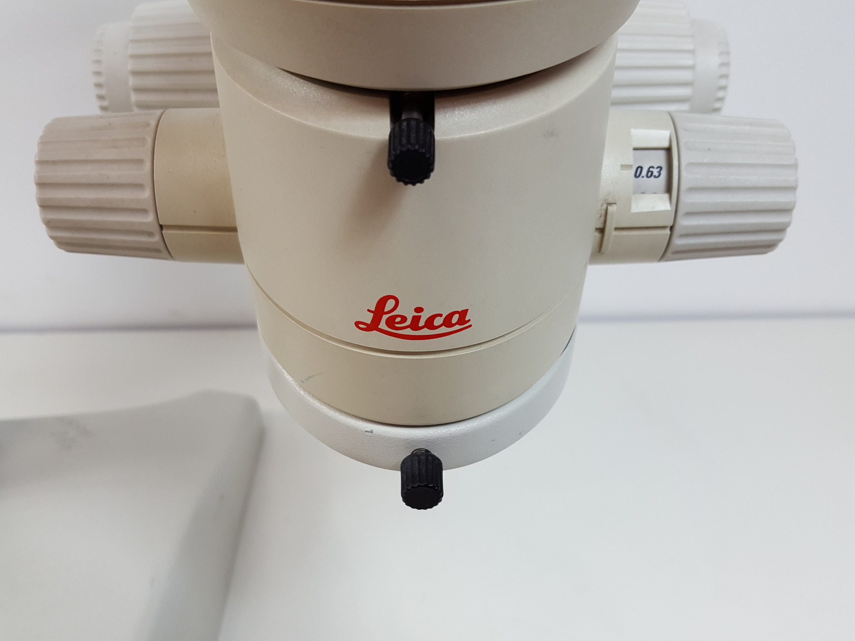 Image of Leica MZ6 Long-Arm Stereo Zoom Microscope Lab