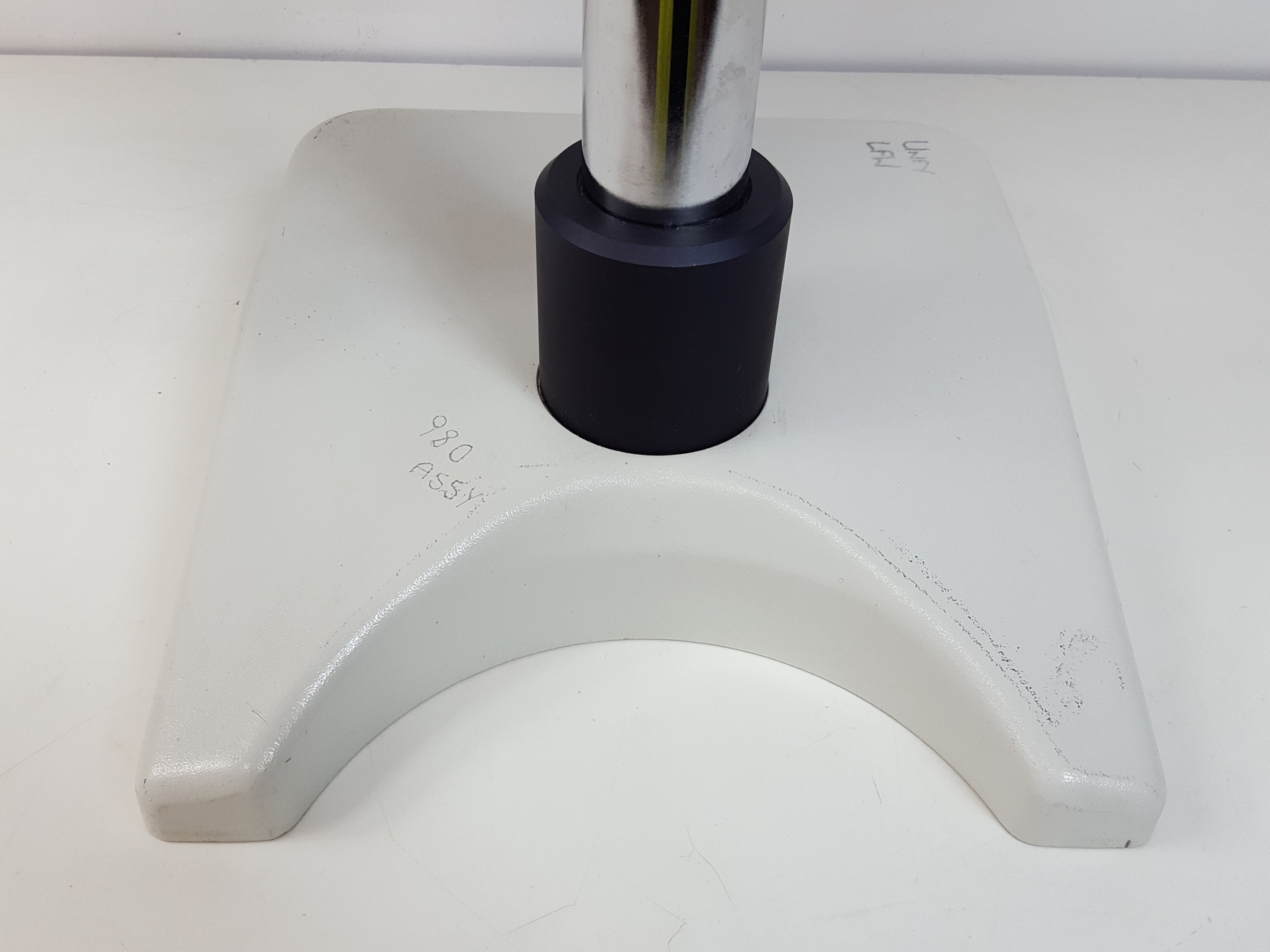 Image of Leica MZ6 Long-Arm Stereo Zoom Microscope Lab