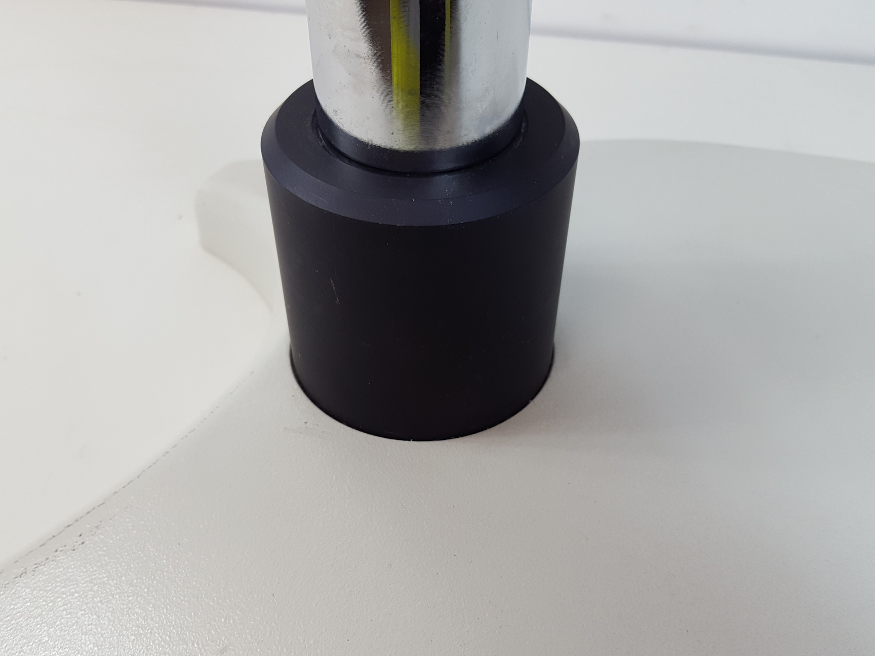 Image of Leica MZ6 Long-Arm Stereo Zoom Microscope Lab