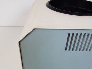 Thumbnail image of Thermo Savant RVT400 Refrigerated Vapor Trap Model: RVT400-230 Lab